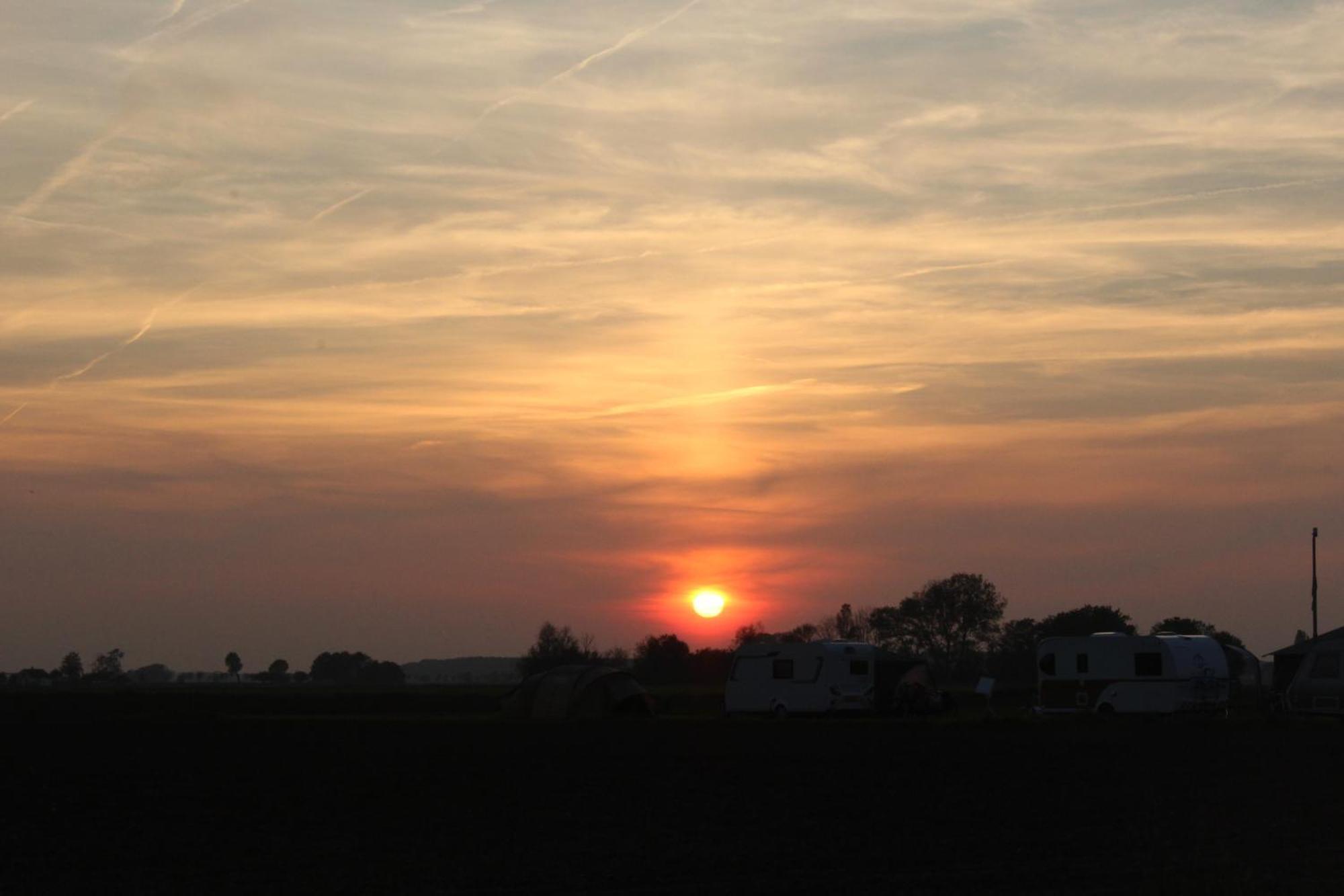 Boerderij Camping Nixhoeve Genderen ภายนอก รูปภาพ